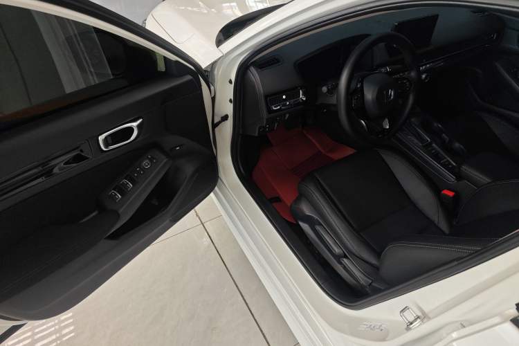 Used Honda Civic 2022 240TURBO CVT Dynamic Edition
