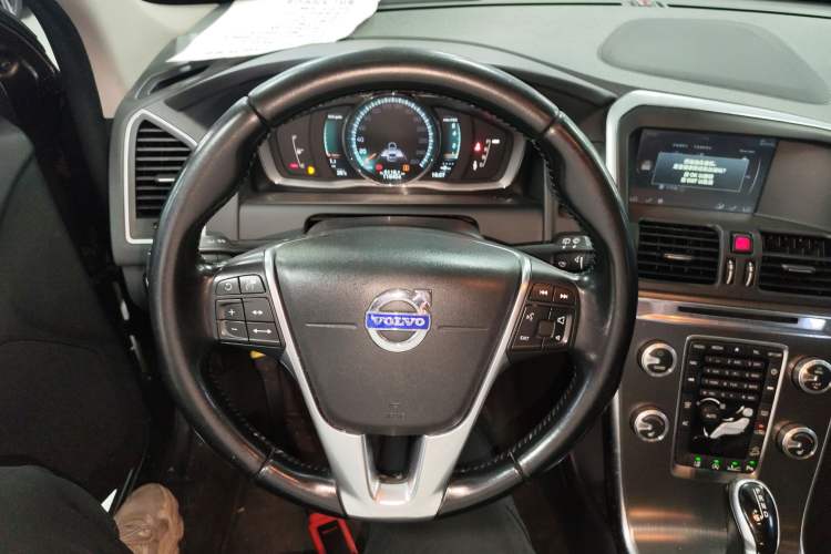 Used Volvo XC60 2015 T5 AWD Zhiyuan Edition Steering Wheel
