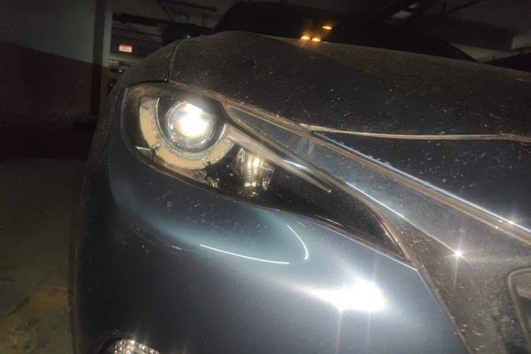 Used Mazda CX-4 2018 2.0L Automatic Two-Wheel Drive Blue Sky Premium Upgrade Version China V Standard