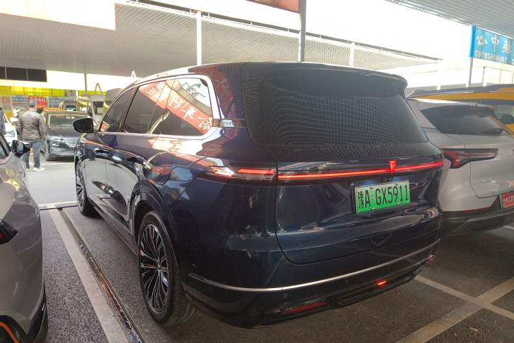 Used Deepal S09 2025 Four-Wheel Drive Ultra+ Custom Edition