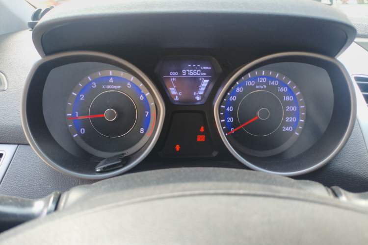 Used Hyundai Elantra (5th Generation / Langdong) 2015 1.6L Manual Fashion Edition
