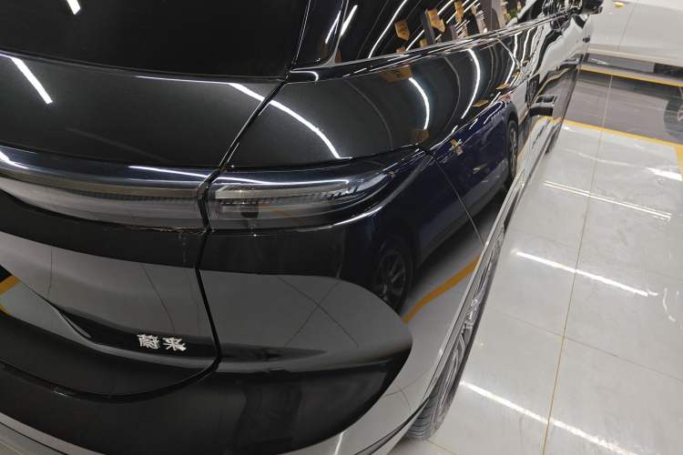 Used Nio ES6 2024 75 kWh Exterior 3