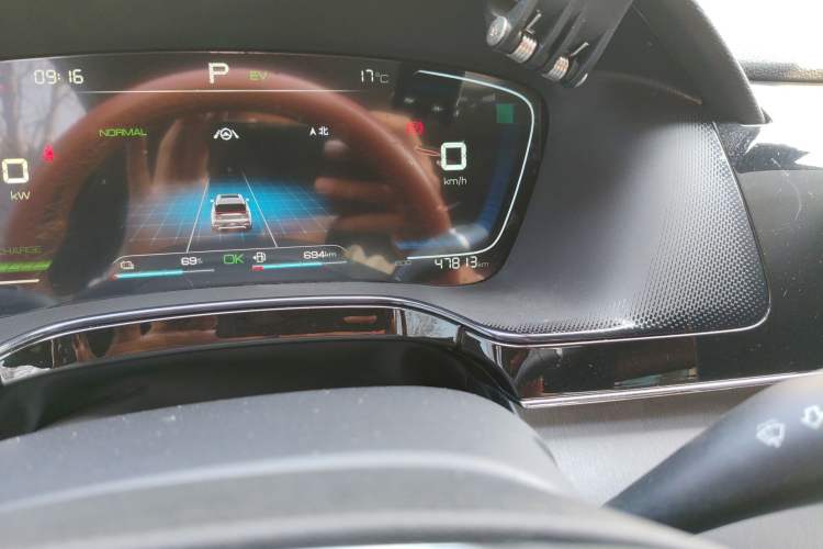 Used BYD Tang New Energy 2021 DM-i 112KM Prestige Model Odometer Close Up