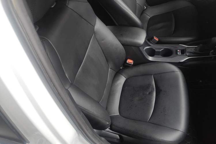 Used Toyota Corolla 2021 1.2T S-CVT Pioneer Edition Right Front Seat