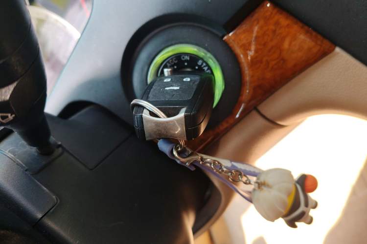 Used Chevrolet Epica 2011 1.8 Luxury Edition MT
