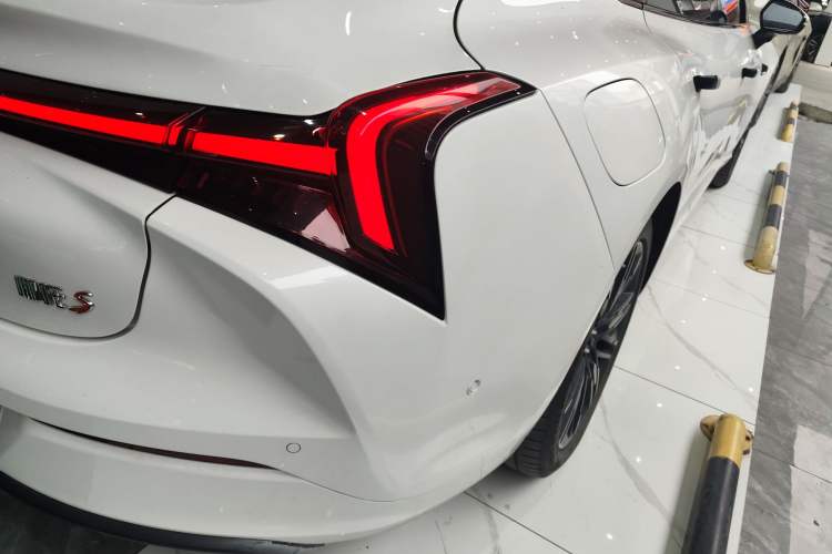 Used NETA S 2022 Extended-Range Version 1160 km Range Rear-Wheel-Drive Compact Edition