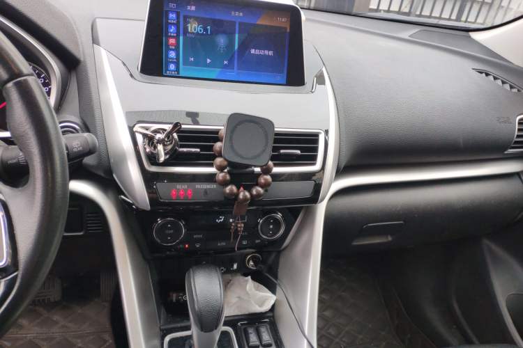 Used Mitsubishi Eclipse Cross 2019 1.5T CVT Two-Wheel Drive Dream Edition China VI Standard Audio And AC Panel