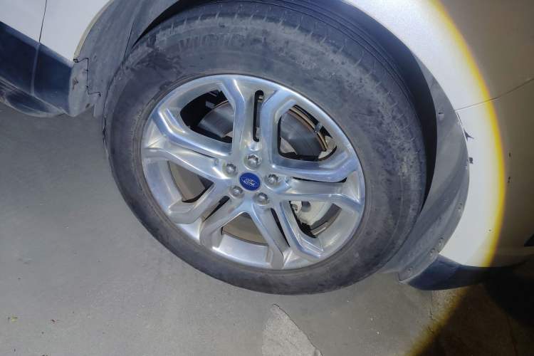 Used Ford Edge 2018 EcoBoost 245 Two-Wheel-Drive Titanium 7-Seater China V Standard
