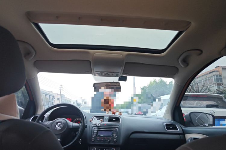 Used Volkswagen Polo 2012 1.6L Cross Polo Automatic Transmission Headliner