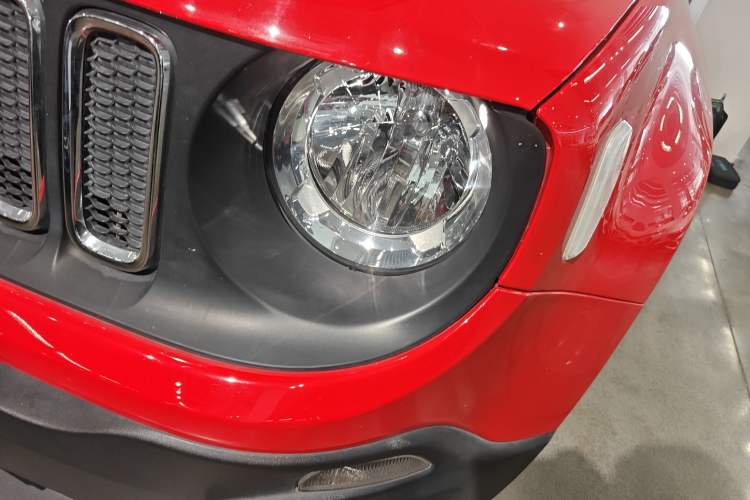 Used Jeep Renegade 2017 180TS Automatic Four-Wheel Drive Yue Neng Convertible Edition