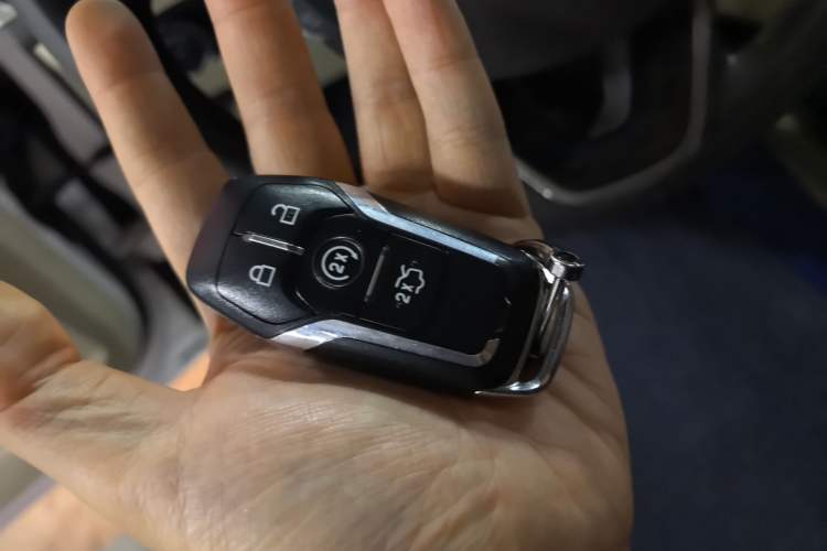 Used Lincoln MKZ 2014 2.0T Luxury Edition