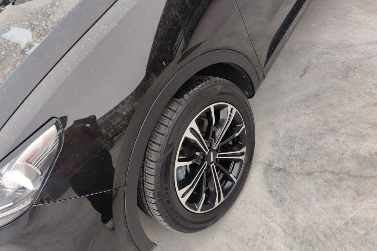 Used Wey VV6 2021 2.0T Two-Wheel Drive Smart Protection+ Left Front Wheel Hub