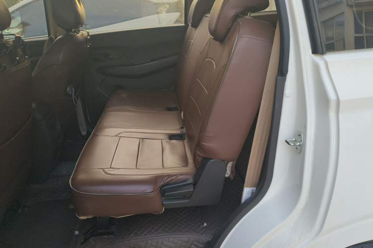 Used Wuling Hongguang 2021 1.5L S Comfort Edition LAR
