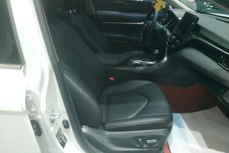 Used Toyota Camry 2023 2.0G Luxury Edition