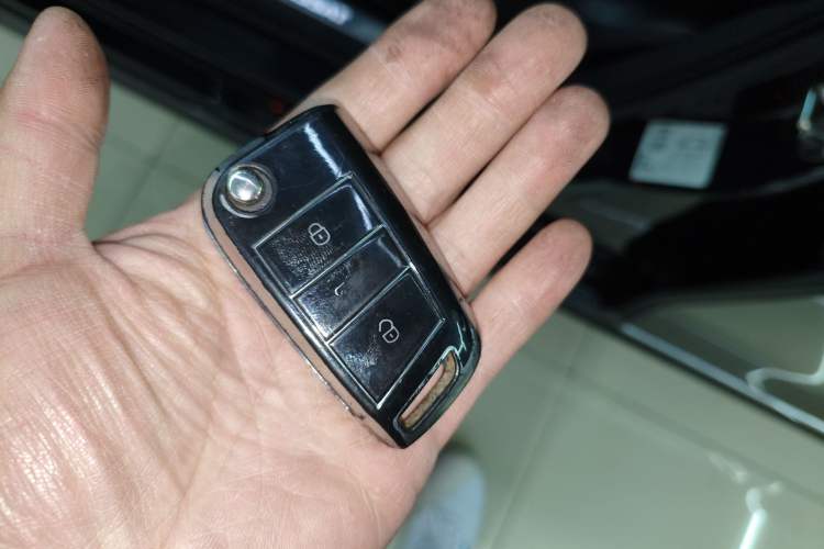 Used Volkswagen Passat 2017 330TSI DSG Prestige Edition Vehicle Key