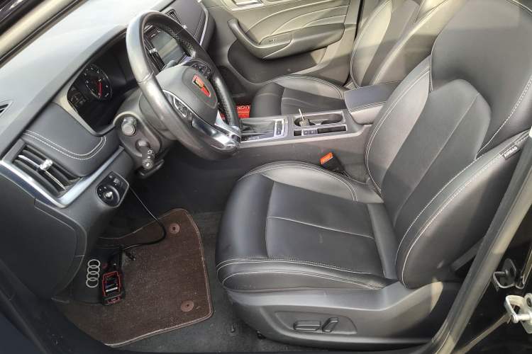 Used Roewe i6 2017 20T Automatic Flagship Edition
