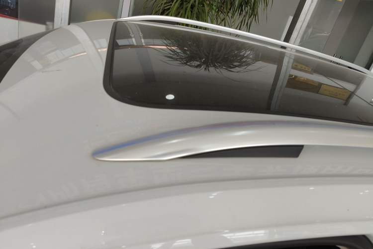 Used Volkswagen T-ROC 2019 280TSI DSG Two-Wheel Drive Comfort Version China VI Standard
