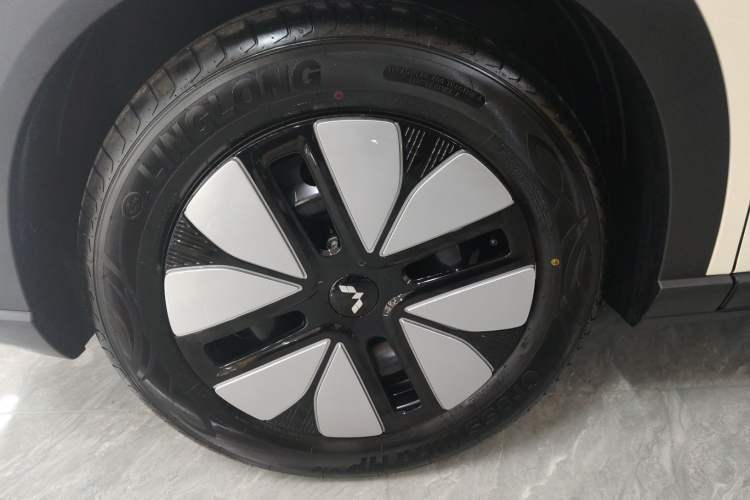 Used Wuling Bingo S 2025 Model 325km Deluxe Edition
