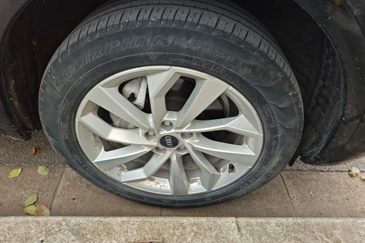 Used Audi Q5L 2022 40T Fashionable and Dynamic Model