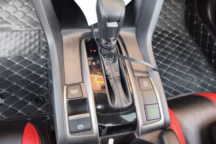 Used Honda Civic 2021 HATCHBACK 220TURBO CVT Trendy Cool Edition
