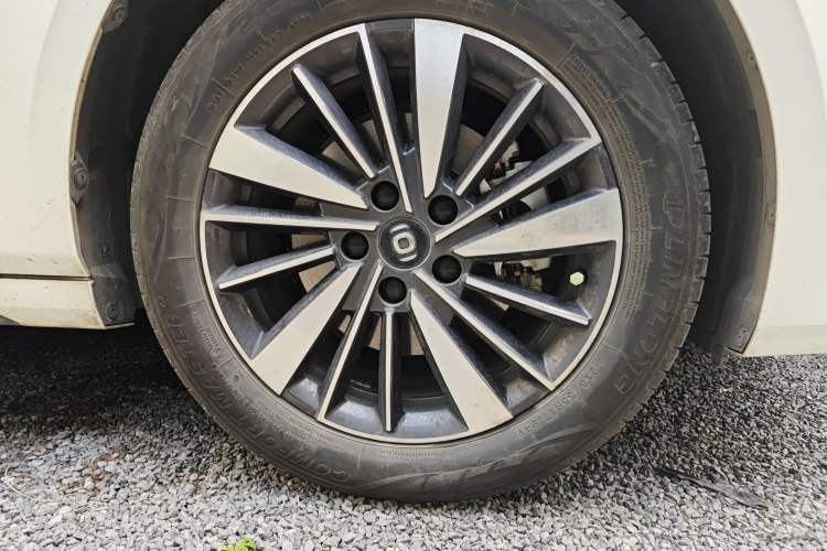 Used CHANGAN NEVO A05 2024 145 Pro Right Front Wheel Hub