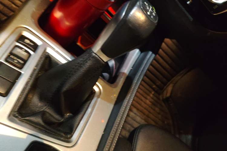 Used BMW 1 Series 2018 Facelifted 118i Sport Edition Gear Lever