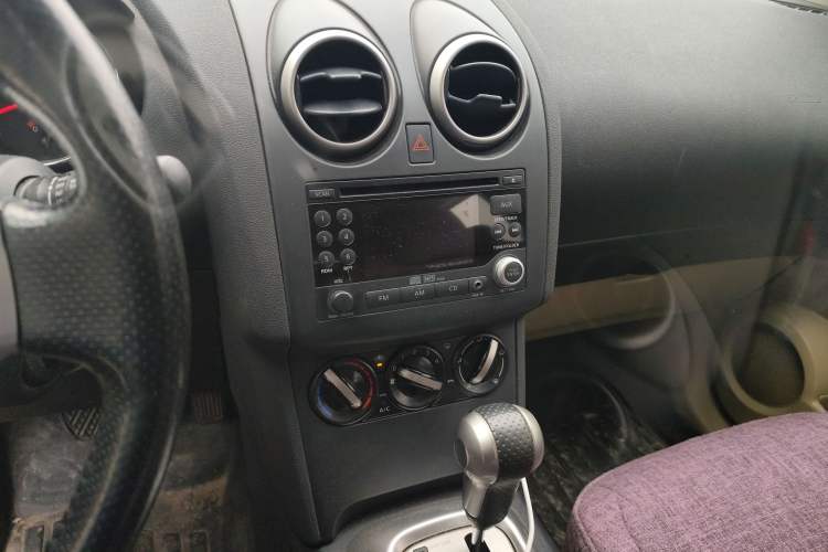 Used Nissan Qashqai 2012 2.0 XL Fire CVT 2WD
