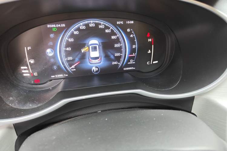 Used Geely Auto Emgrand X7 Sport 2018 1.8TD Automatic Two-Wheel Drive Smart Connect 4G Internet Edition Odometer Close Up