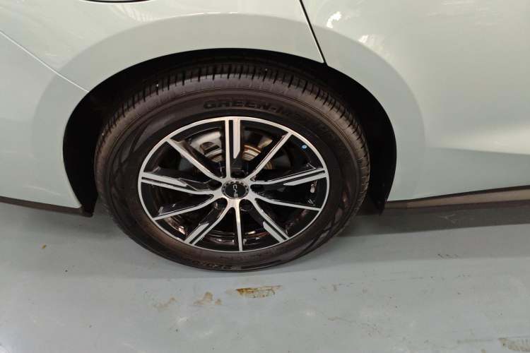 Used BYD Seal 06 New Energy 2025 DM-i Smart Drive 120KM Deluxe Model Exterior 5