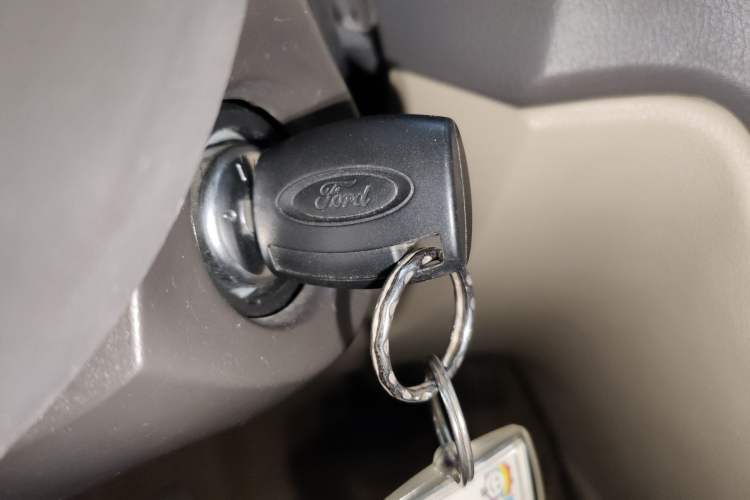 Used Ford Focus 2013 Hatchback Classic 1.8L Automatic Fashion Edition Vehicle Key