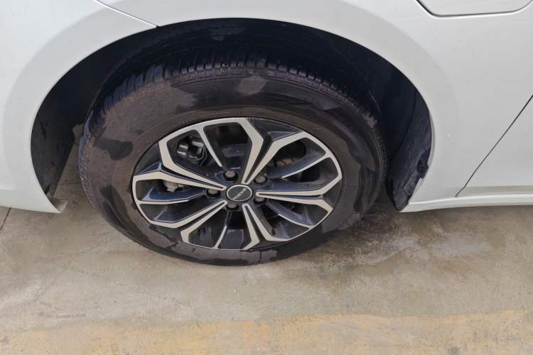 Used Roewe i6 MAX New Energy 2023 EV 420 Skyroof Special Edition
