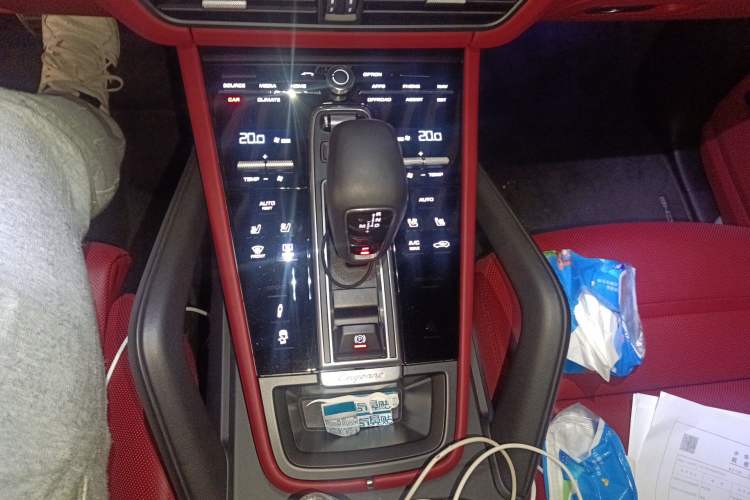 Used Porsche Cayenne 2020 Cayenne S Coupé 2.9T Gear Lever