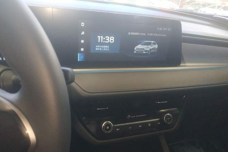 Used Ford Escort 2021 1.5L Automatic Gold Edition Audio And AC Panel