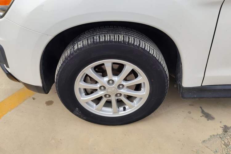 Used Mitsubishi ASX 2013 2.0L CVT Two-Wheel Drive Elite Edition
