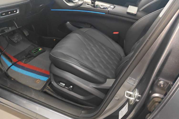 Used Chery Tiggo 7 PLUS New Energy 2023 Champion Edition 1.5T 100KM Speedy Version
