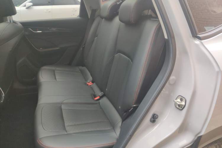 Used Dongfeng Aeolus AX7 2022 Mach Edition 1.5T DCT DF41 Left Rear Seat