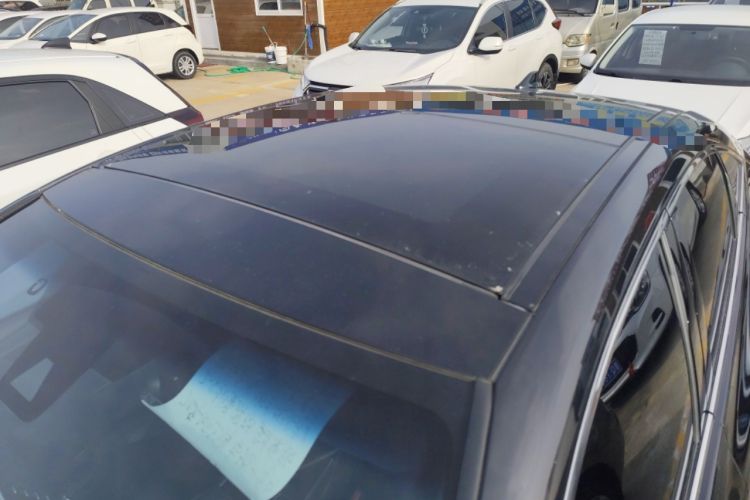 Used Toyota Avalon 2019 Dual-Engine 2.5L XLE Prestige Version China VI Standard Roof