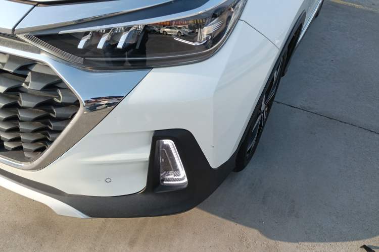 Used BAIC Beijing X5 2019 1.5T CVT Elite Version China VI
