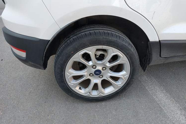 Used Ford EcoSport 2018 1.5L Automatic Platinum Wing Model
