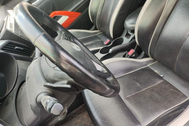 Used Hyundai Veloster 2012 1.6T Automatic Luxury Edition Left Front Seat