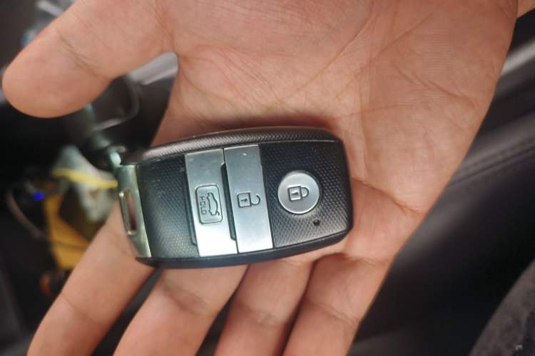 Used Kia K3 2016 1.6L Automatic GLS Vehicle Key