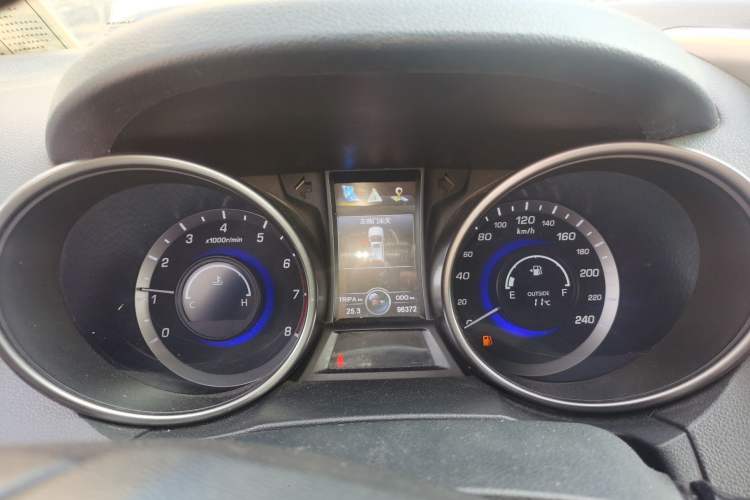 Used Changan CS75 2014 2.0L Manual Luxury Version China IV Standard