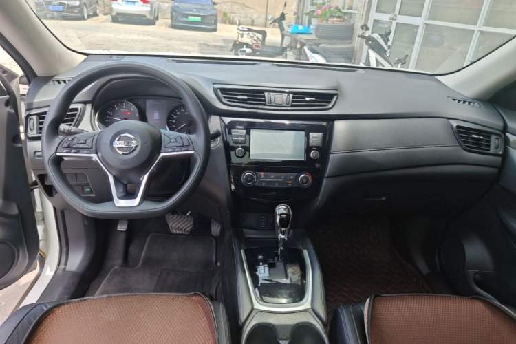 Used Nissan X-Trail 2017 2.0L CVT Comfort Edition 2WD
