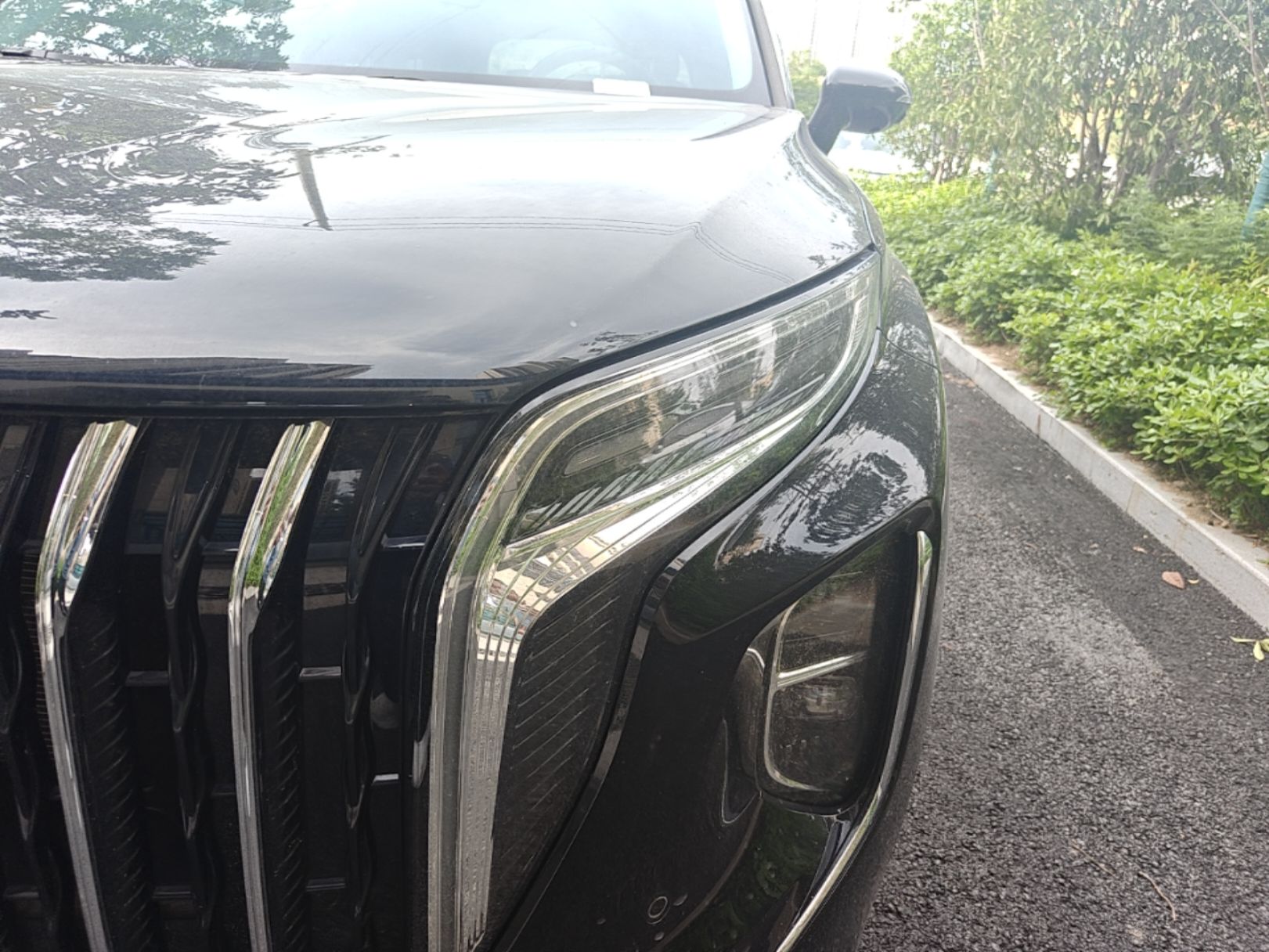 Hongqi HS7 PHEV 2024 2.0T PHEV Four-Wheel Drive Flagship Edition 6 Seats — снимка 8