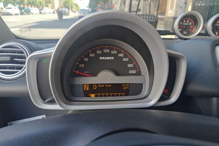 Used smart fortwo 2012 1.0T Bosu Xclusive Edition