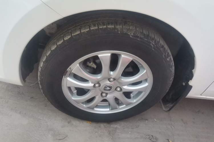 Used Changan Alsvin V3 2015 1.4L Manual Meiruan Model China V Standard
