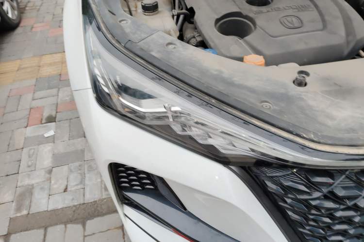 Used CHANGAN CS75 PLUS 2020 1.5T Automatic Prestige Edition Right Front Headlight