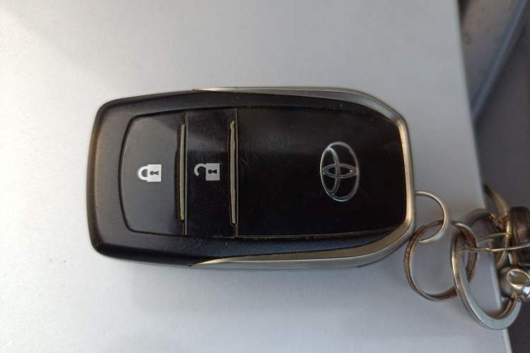 Used Toyota RAV4 2011 2.4L Automatic 4x4 Supreme Edition