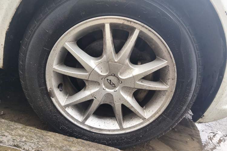 Used Chery Fengyun 2 2010 Hatchback 1.5L Ambition Model Right Front Wheel Hub