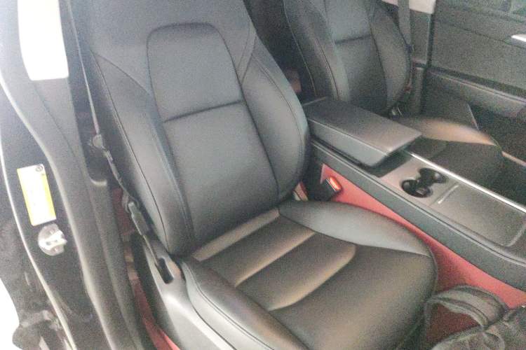 Used Tesla Model Y 2024 Rear-Wheel-Drive Version
